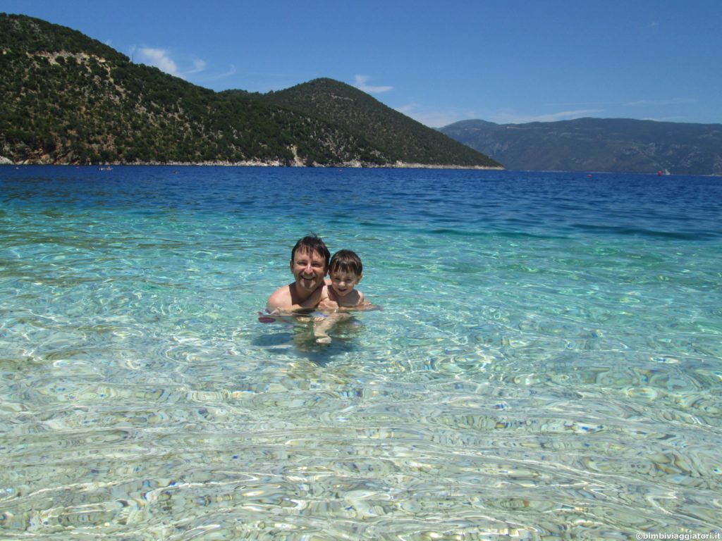 Spiaggia Antisamos