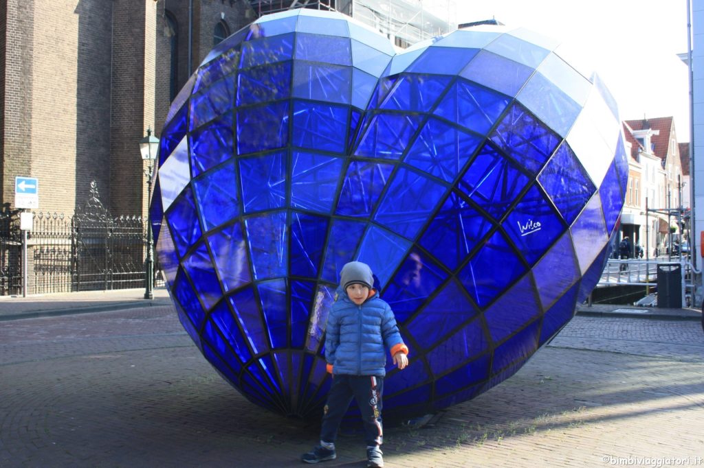 Cuore blu a Delft
