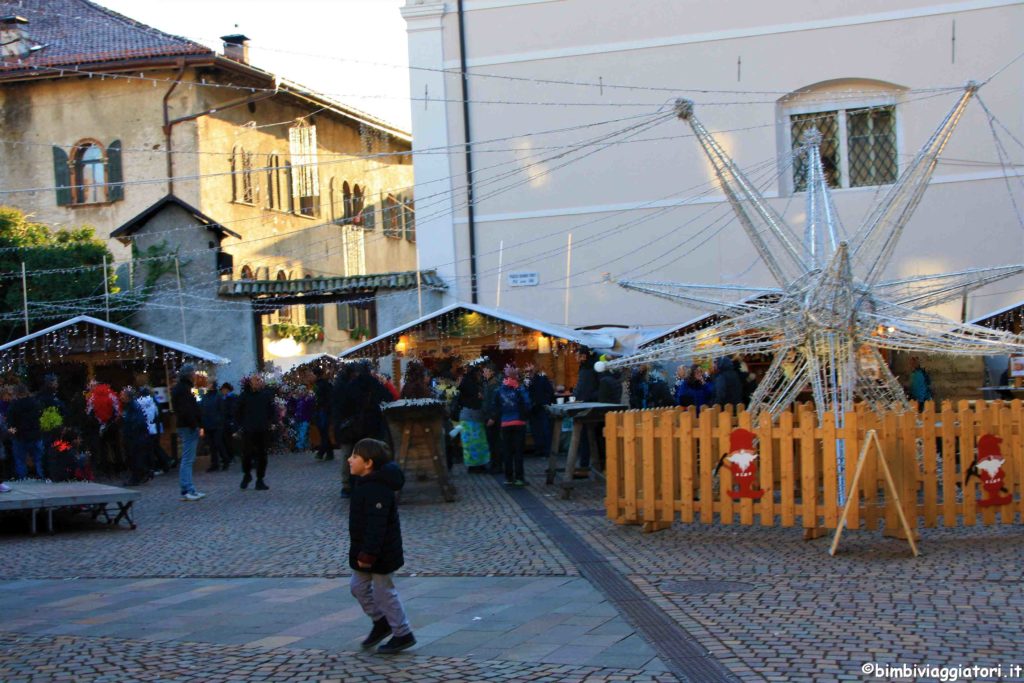 Mercatino di Pergine con bambini