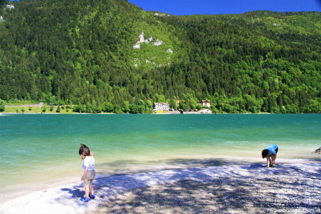 Giochi Lago di Molveno con bambini