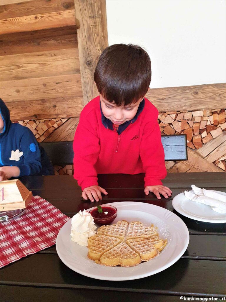 Merenda al rifugio Rudi-Hutte