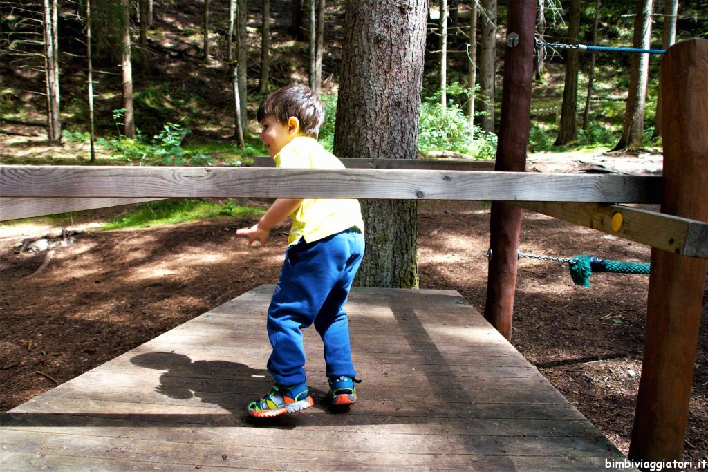 Mondo Bimbi Valdaora con bambini