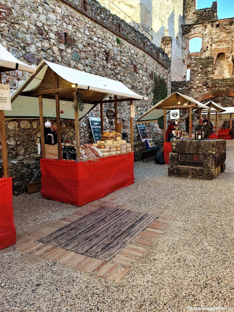 Weekend ai mercatini di Natale in Trentino: il Castello di Avio